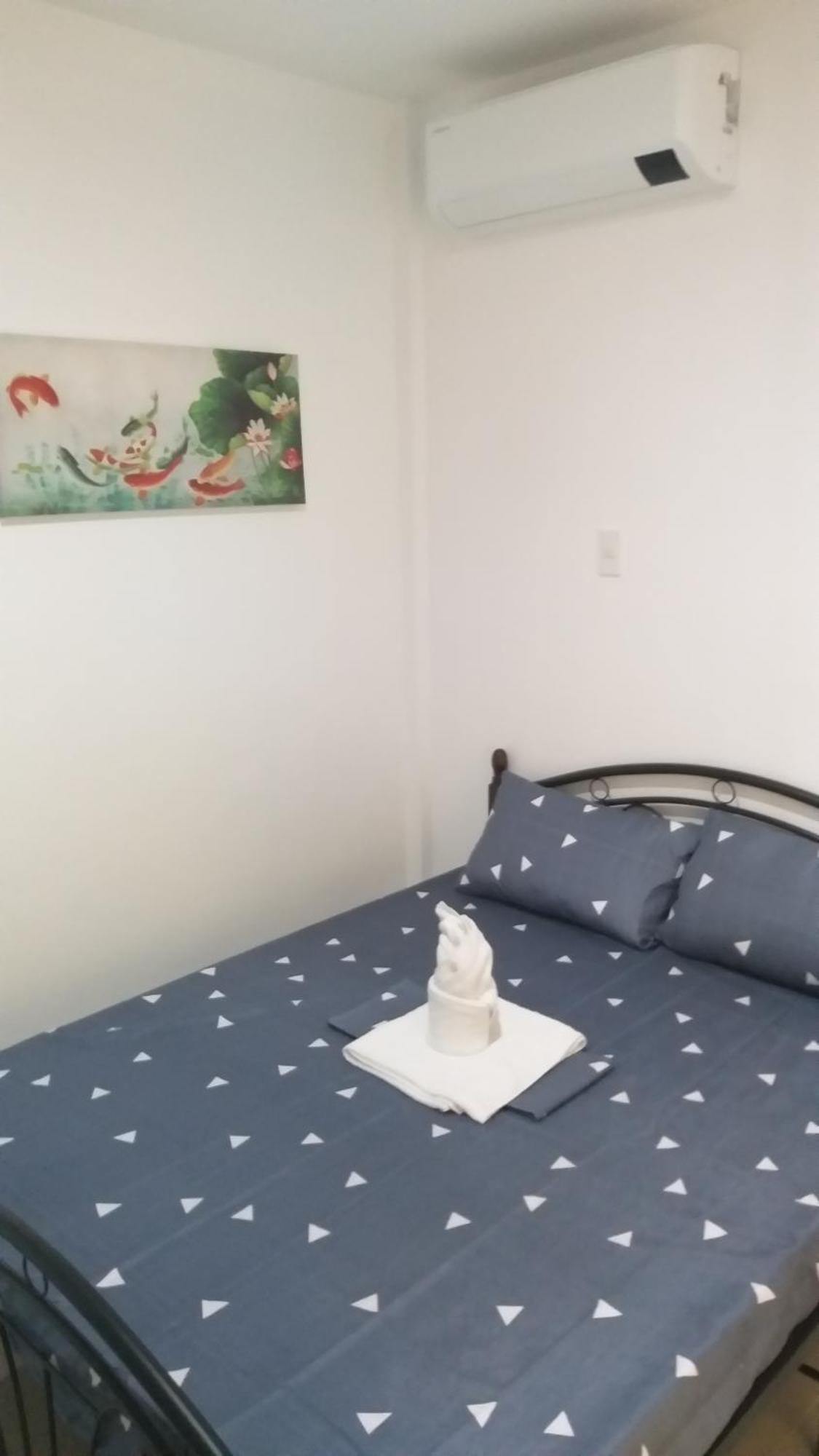 Ub Home Dauis Rom bilde